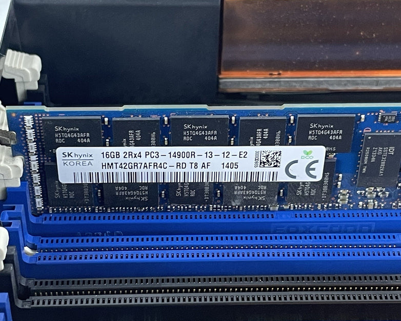 Cisco UCSC-C220-M3S 2x Xenon XS-2643 3.3GHz 32GB Ram - Tested