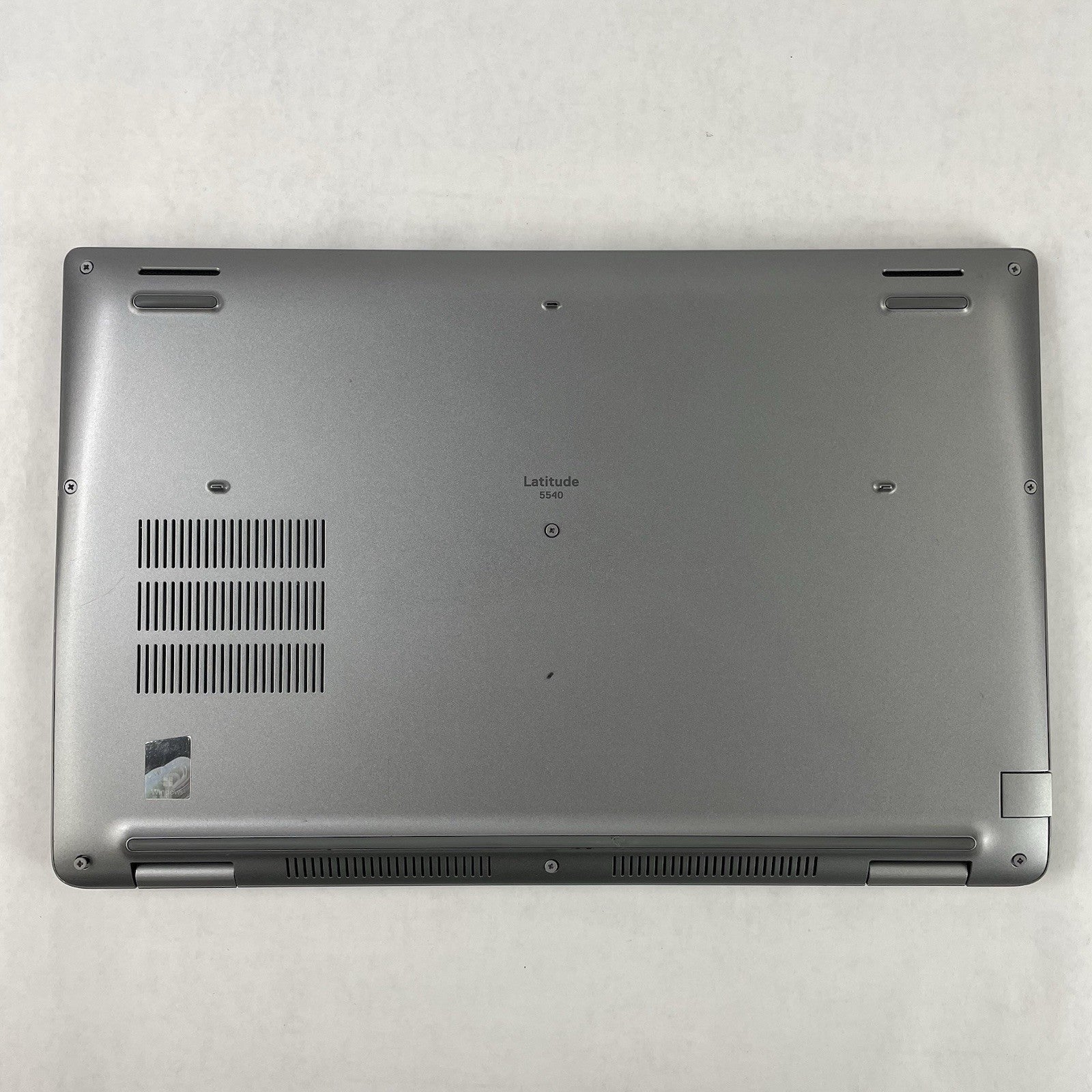 Dell Latitude 5540 15.6" i5-1345U 4.35 GHz 8 GB RAM No SSD/OS/AC - Worn15