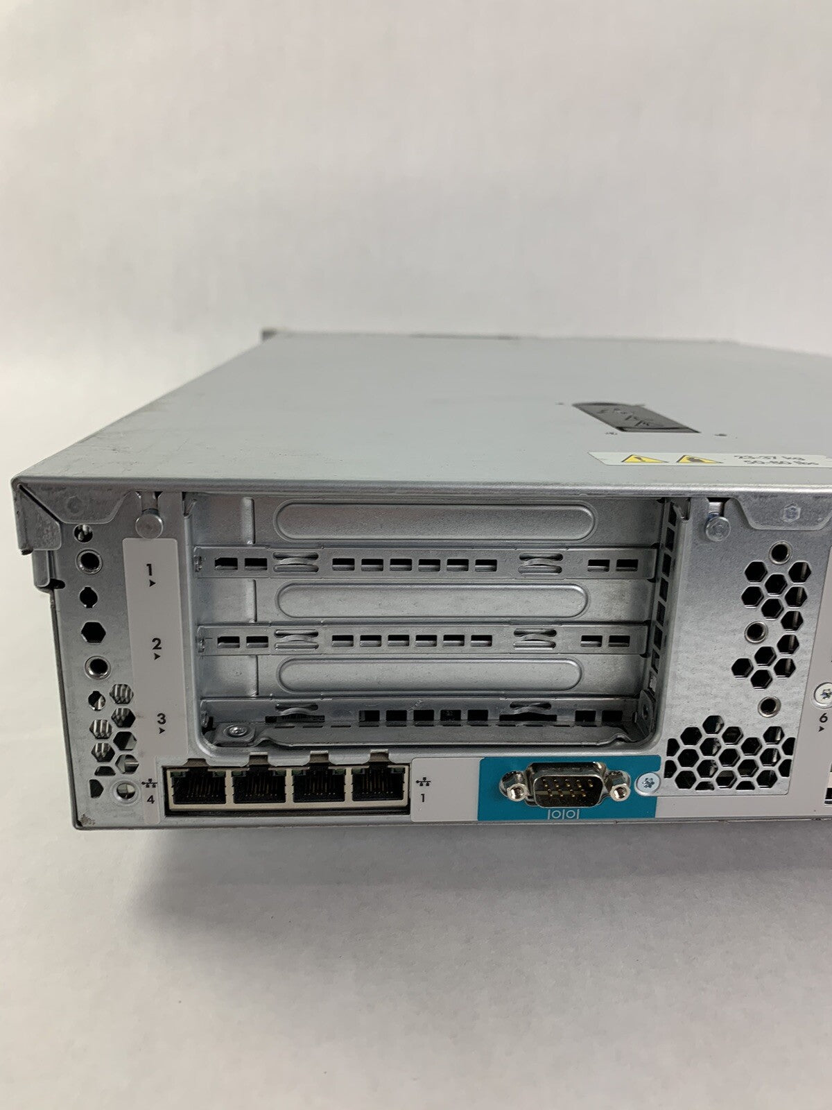 HP ProLiant DL 380p Gen8 2x Xeon E5-2620 2.0 GHz 96 GB RAM No HDD No OS