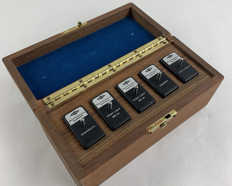Dow Bio Chemistry Systems Spectrophotometer QC Kit Wooden Box