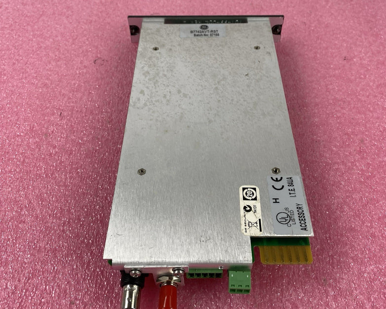 GE Security Fiber Options B7742AVT-RST Digital Audio/Video Transmitter