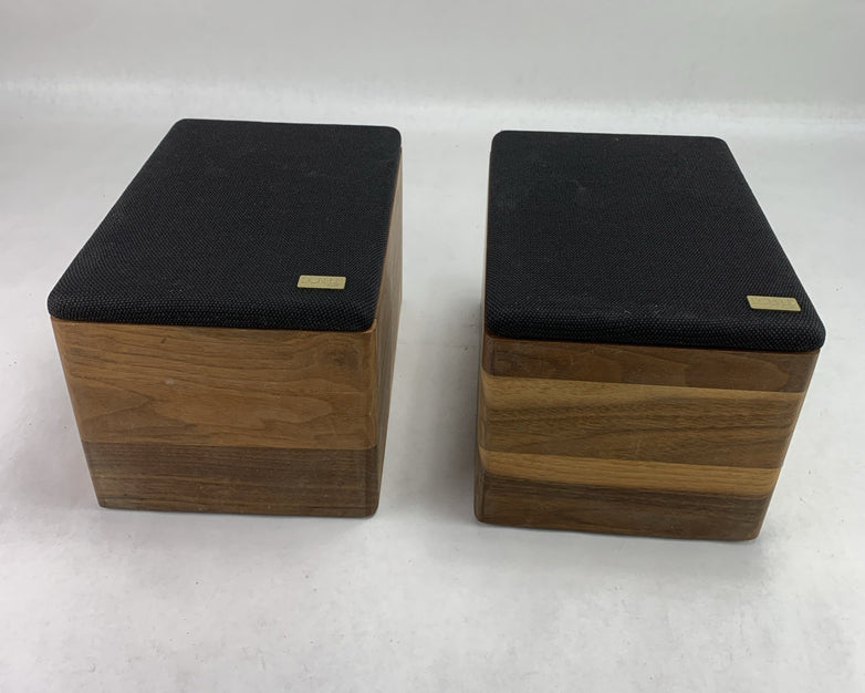 Vintage DLK Domus Acoustical Finch Walnut-Veneer Passive Bookshelf Speaker Set