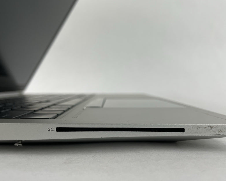 HP EliteBook 850 G8 15.6" i5-1145G7 2.60 GHz 8 GB RAM No SSD/OS/AC/Batt - Bottom