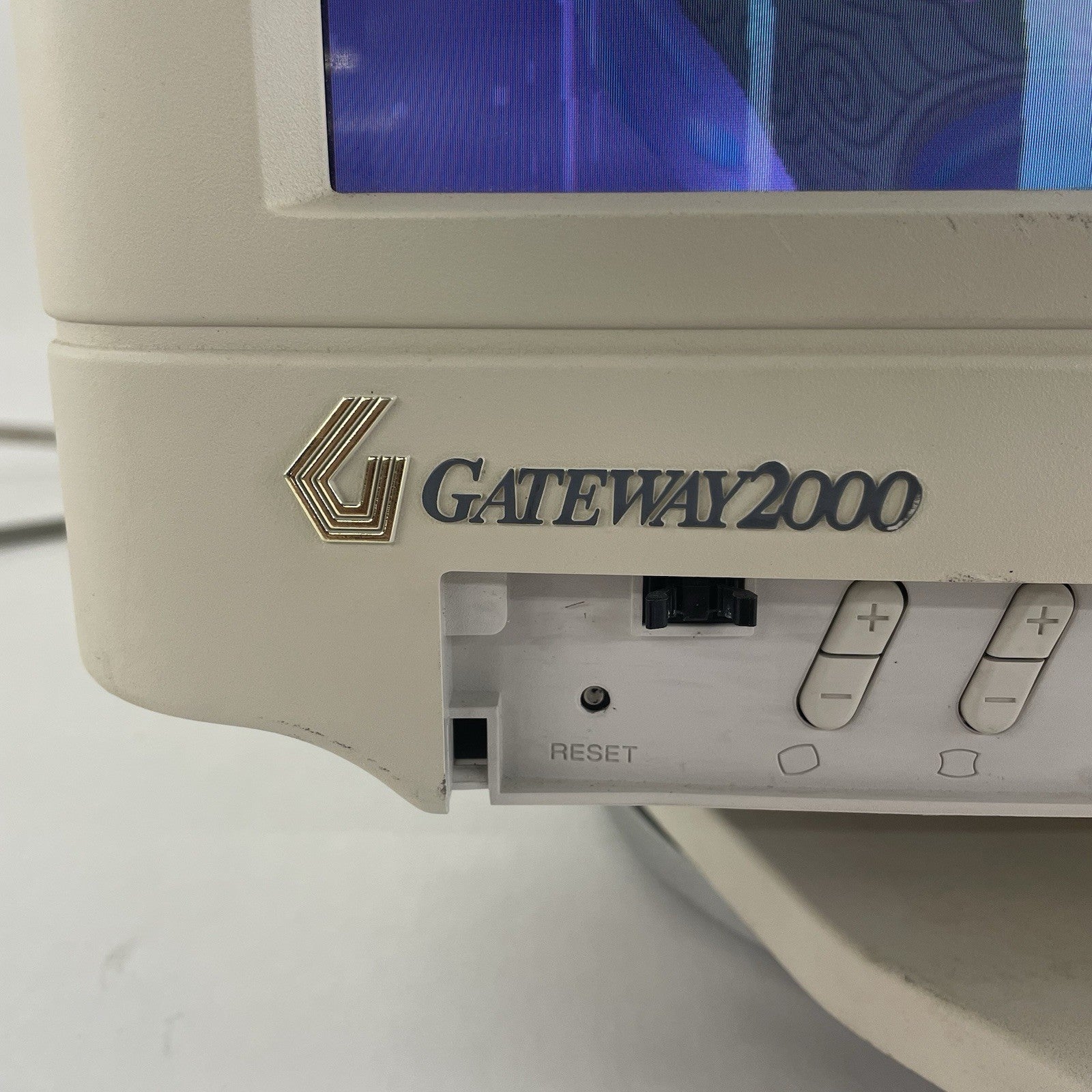 Gateway CPD-15F23 15"  CRT PC Monitor Tested2