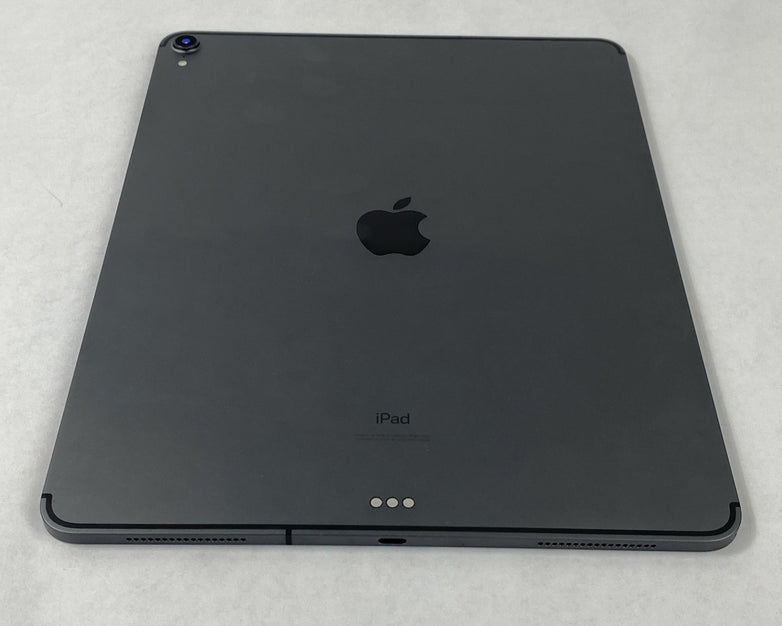 Apple iPad Pro 3rd Gen 12.9" A2014 64 GB Space Gray IOS 26.1