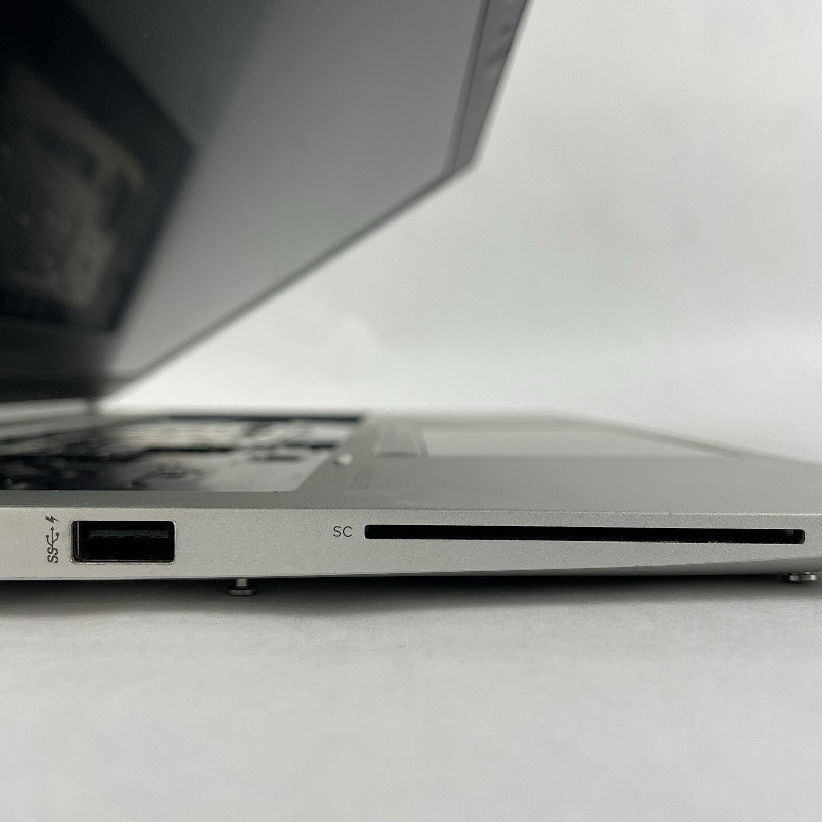 HP EliteBook 850 G6 15.6" i5-8365U 1.60 GHz 8 GB RAM No SSD/OS/AC - No Keyboard4