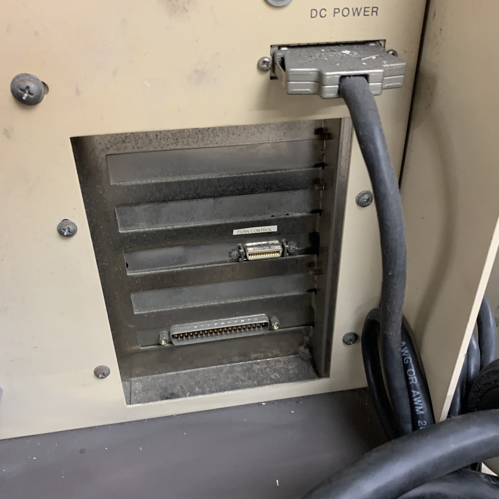 Leco Corp. SC-444 Carbon and Sulfur Analyzer /w 602-500 Furnace No HDD