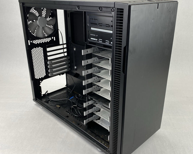 Fractal Design Define R5 ATX Mid Tower Computer Case