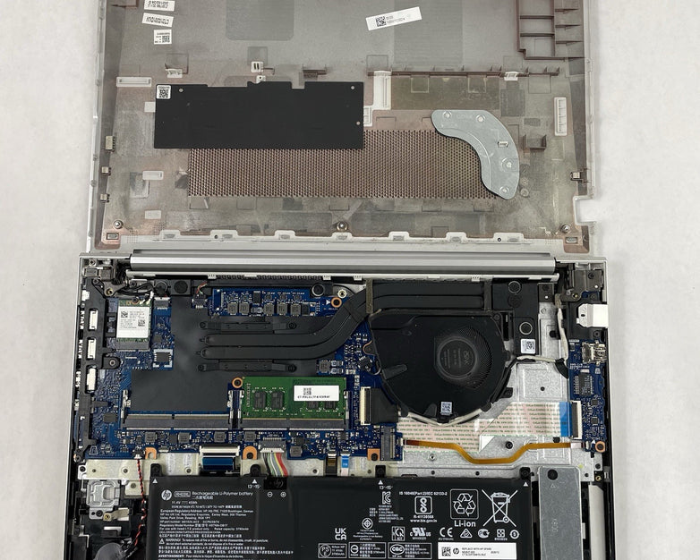 HP ProBook 455 G8 15.6" Ryzen 5 5600U 2.30GHz 8GB RAM No SSD/OS/AC - Missing Key