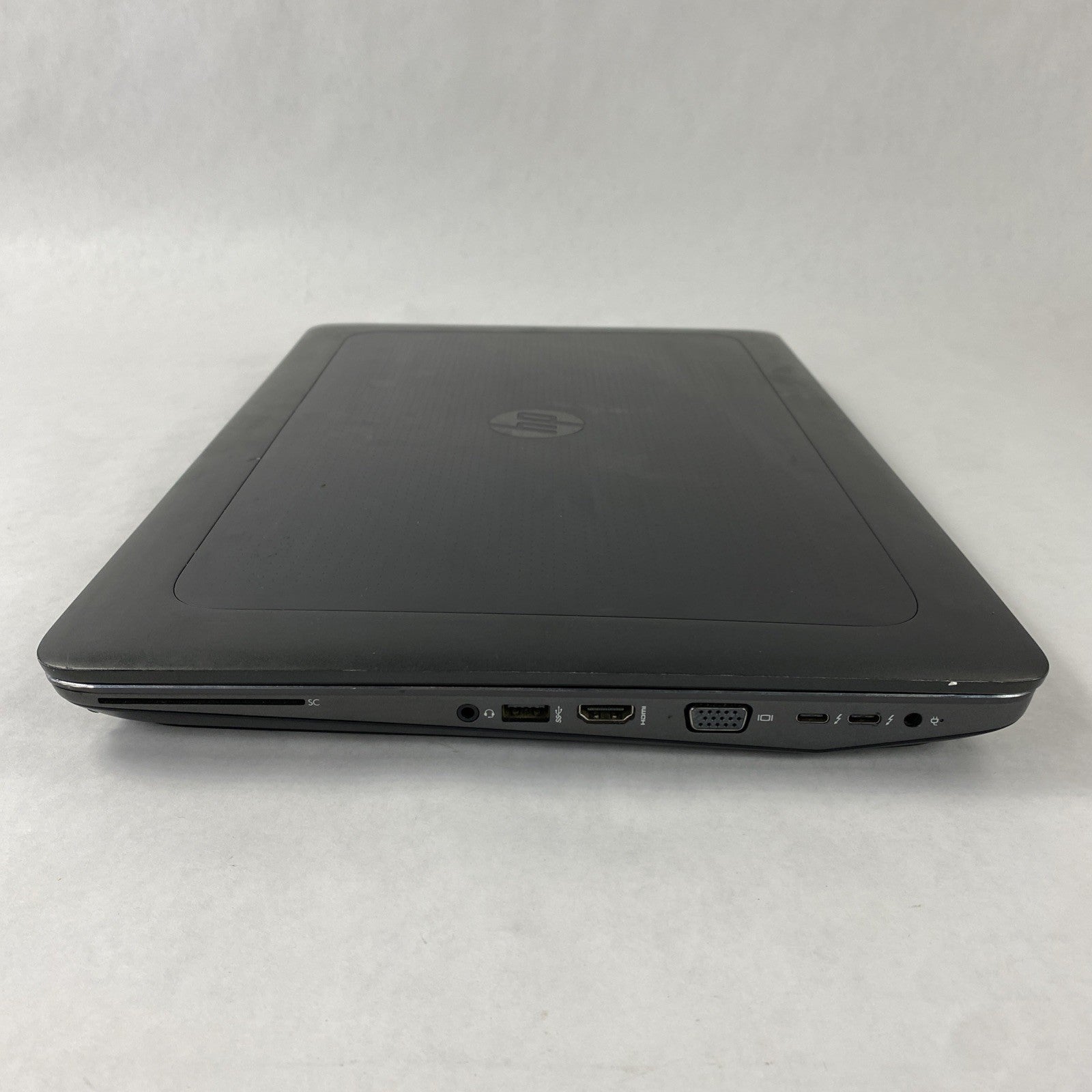 HP ZBook 17 G3 Intel Xeon E3 1535M V5 2.9GHz 16GB RAM 17.3" No SSD/OS/AC/Batt11