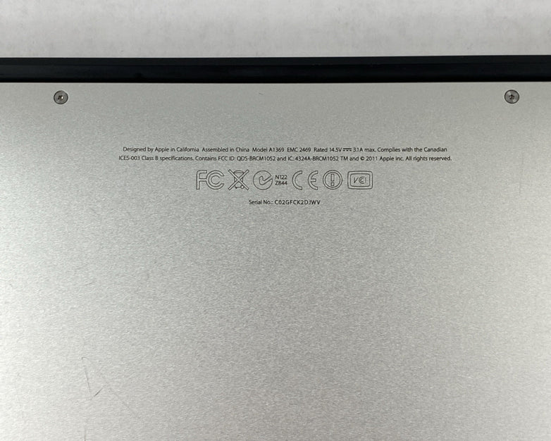 Apple MacBook Air A1369 2011 13" 1.7GHz i5 4GB RAM 250GB SSD os10.13.6 109Cycles