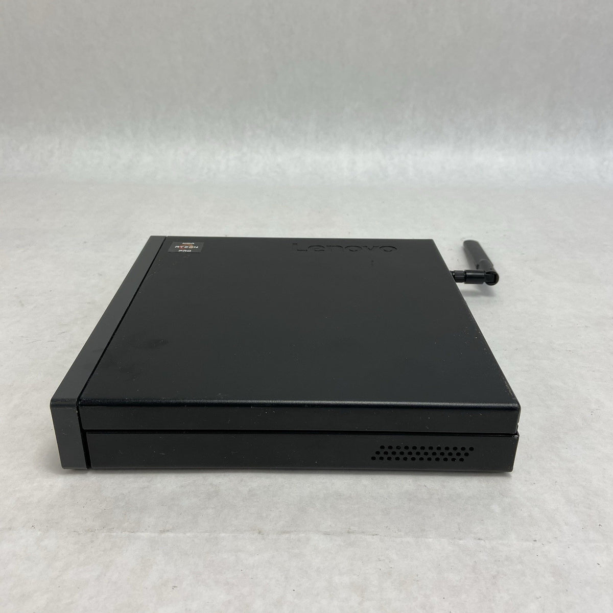 Lenovo ThinkCentre M75Q-1 MFF AMD Ryzen 5 Pro 3400GE 3.3GHz 8GB RAM No AC/HDD/OS7