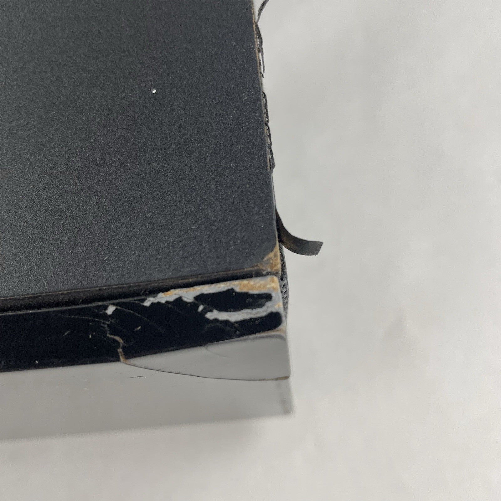 ZVOX 580 Sound Bar Sound Base Cabinet Box Subwoofer Sound System TV Platform Blk