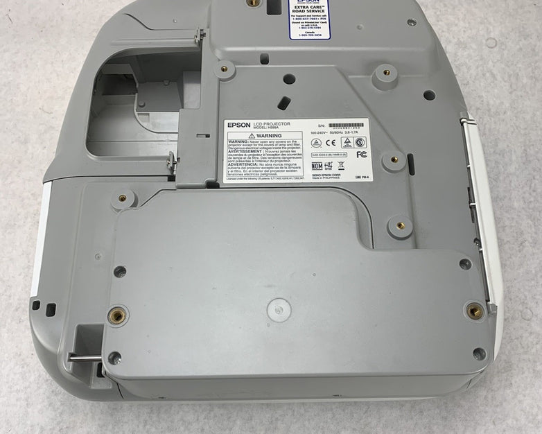 Epson H599A BrightLink 595Wi LCD Lamp Projector 814 Lamp Hours No Remote