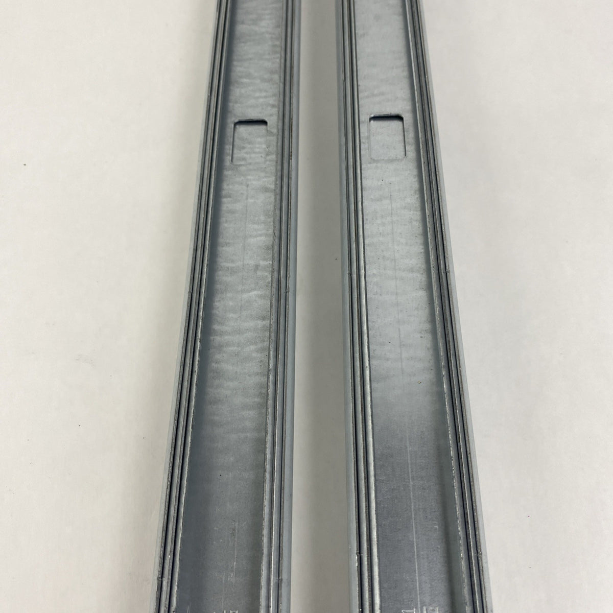 HP 365002-002 and 364998-001 Sliding Server Rails11