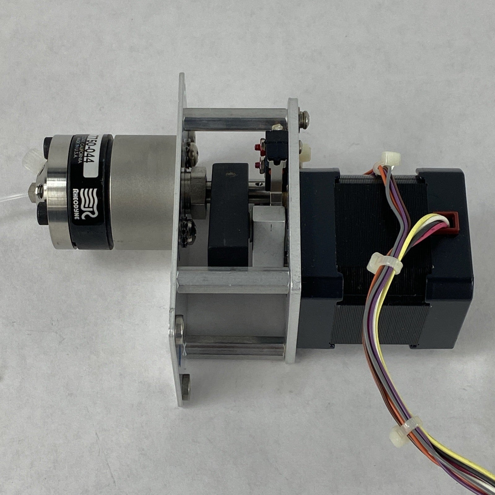 Rheodyne 7750E-020 6 Port Valve Oriental Motor C7733-9012K Vexta Stepping Motor4