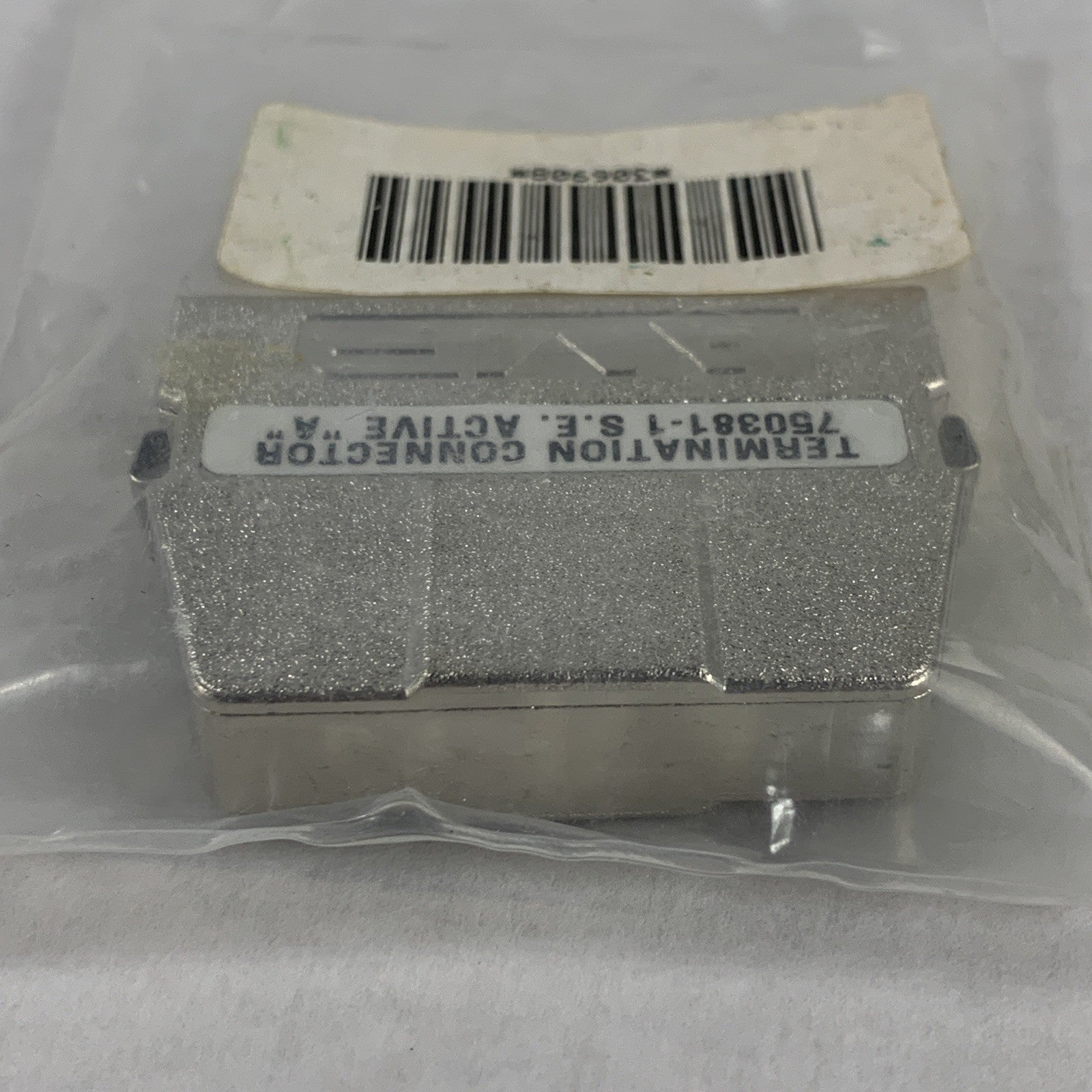 AMP Termination Connector 750381-1 S.E. Active 'A' 750381-1 SCSI-2 New