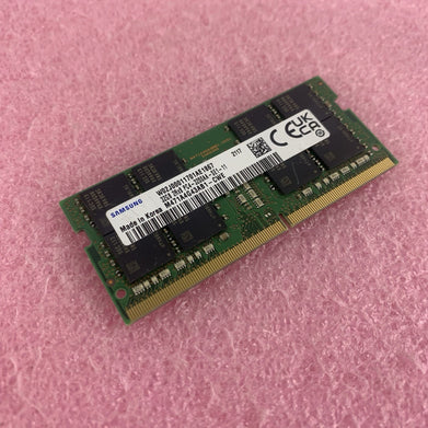 Samsung M471A4G43AB1-CWE 32 GB DDR4 SO-DIMM PC4-3200AA 260-Pin Non-ECC RAM