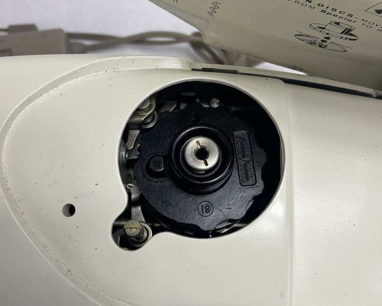 Singer Golden Touch & Sew 630 Sewing Machine Parts Or Repair