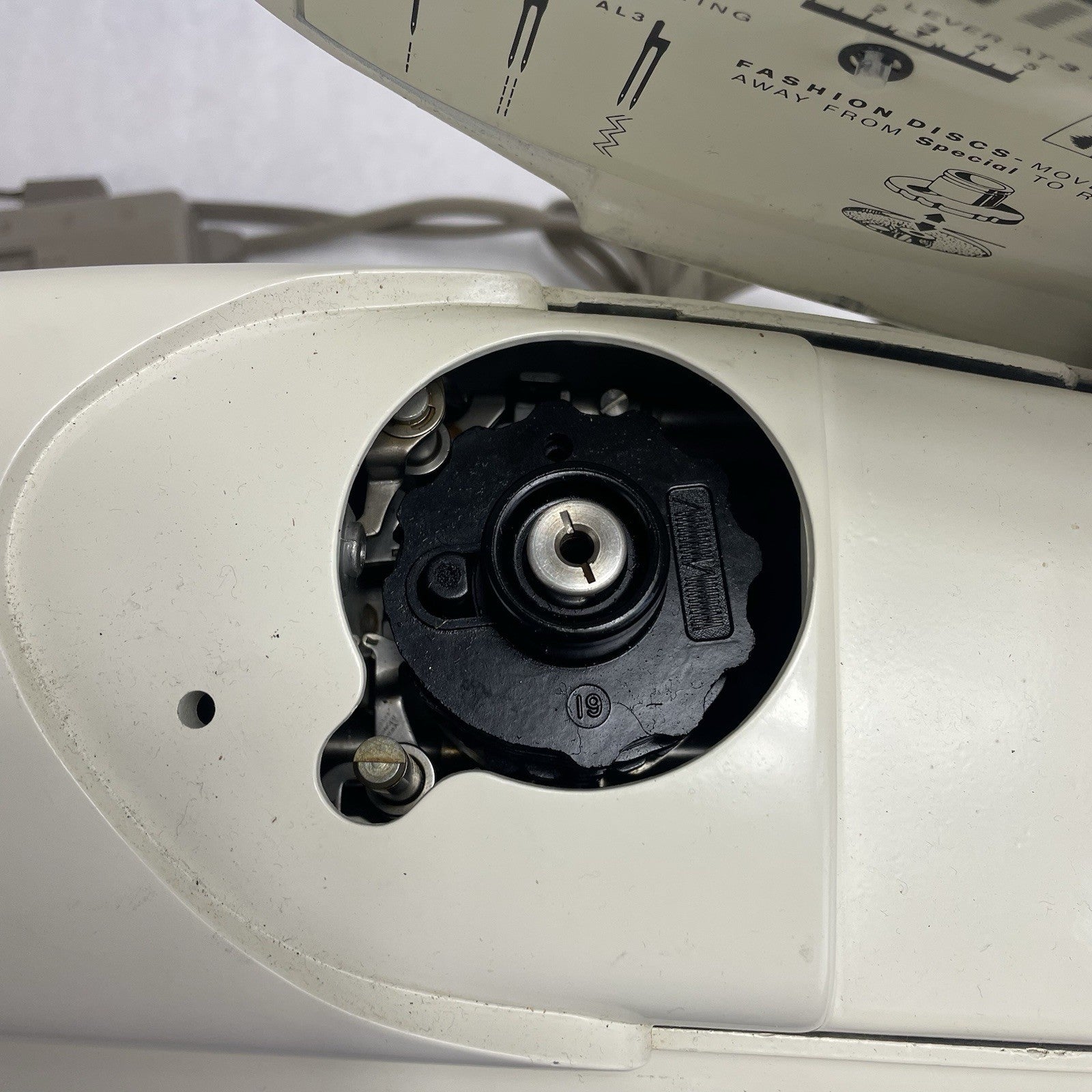 Singer Golden Touch & Sew 630 Sewing Machine Parts Or Repair9