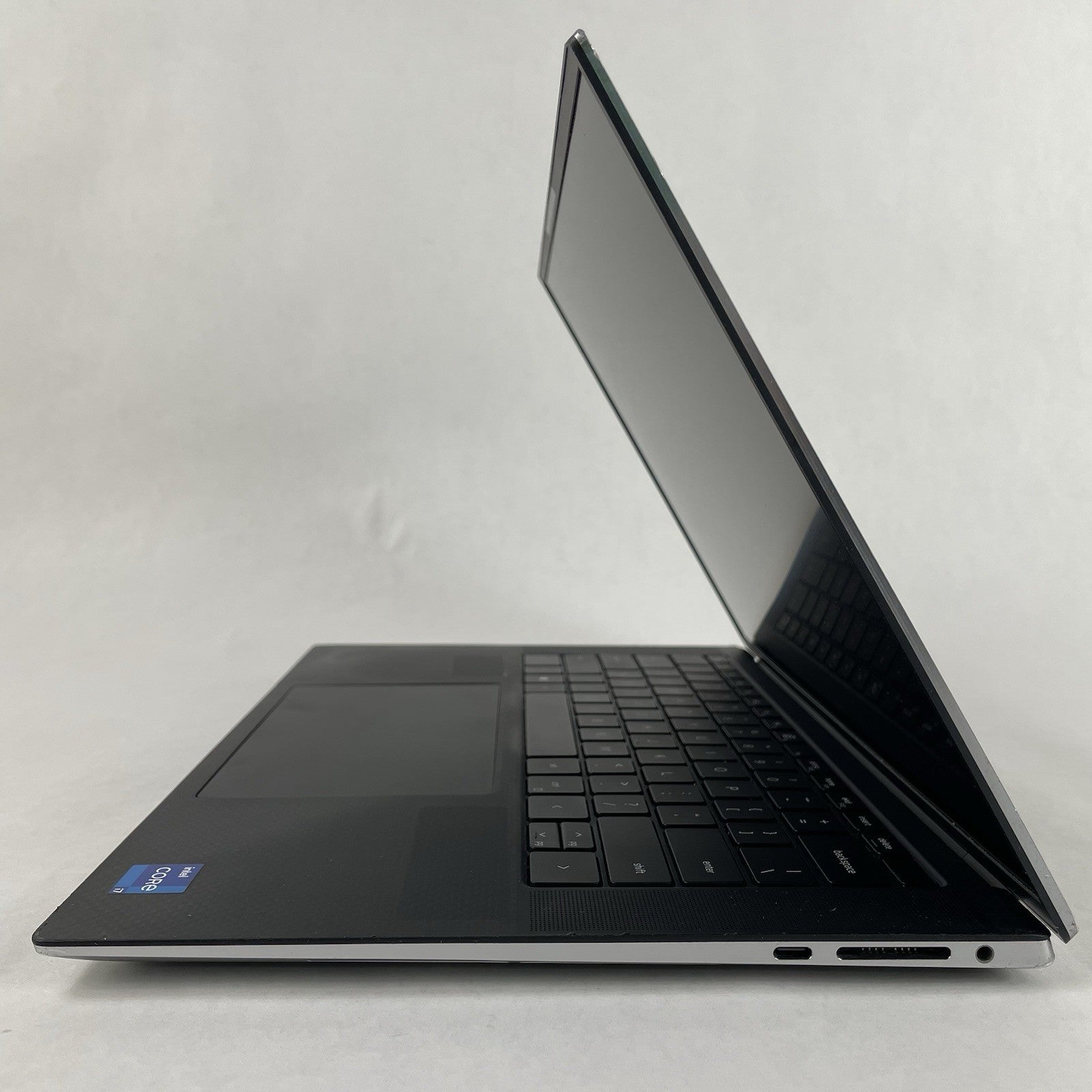 Dell Precision 5560 15.6" i7-11800H 2.30 GHz 8 GB RAM NVIDIA T1200 No SSD/OS/AC4