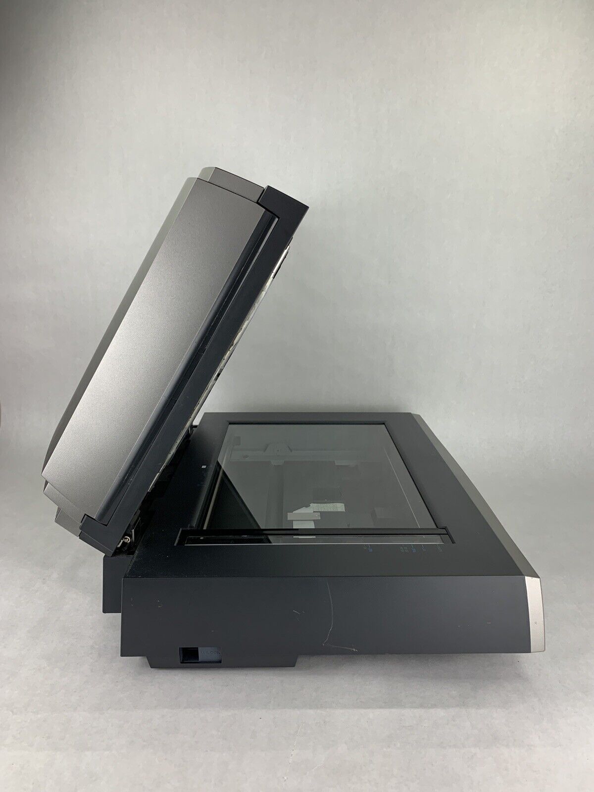 Xerox DocuMate 752 Professional Scanner Untested For Parts an Repair