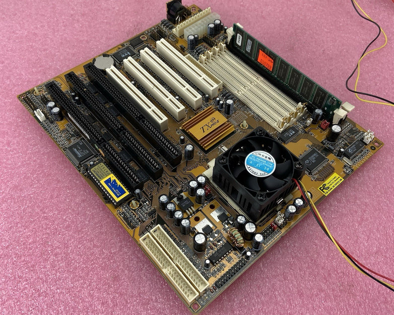 PC Chips M571 Motherboard Intel Pentium MMX 233MHz 64MB RAM 3x ISA