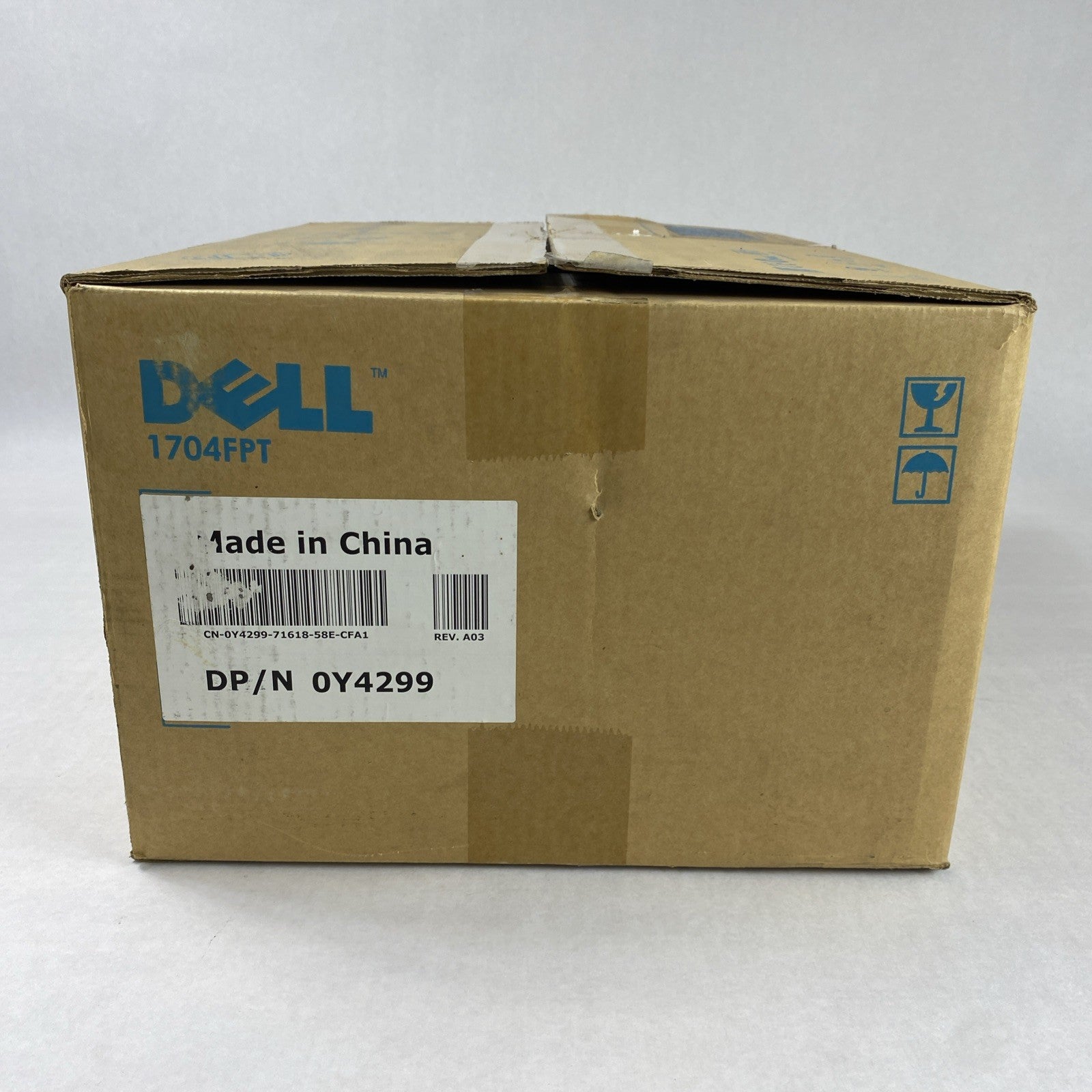 Dell 1704FPT UltraSharp 17-inch Flat Panel Color Monitor Y4299