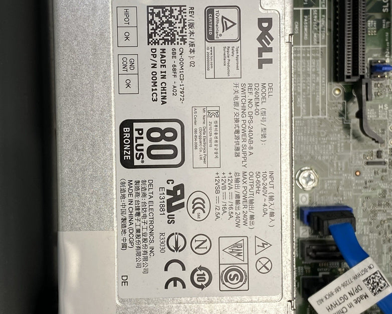 Lenovo ThinkCentre M900 SFF Intel Core i7-6700 3.4GHz 8GB RAM No HDD No OS