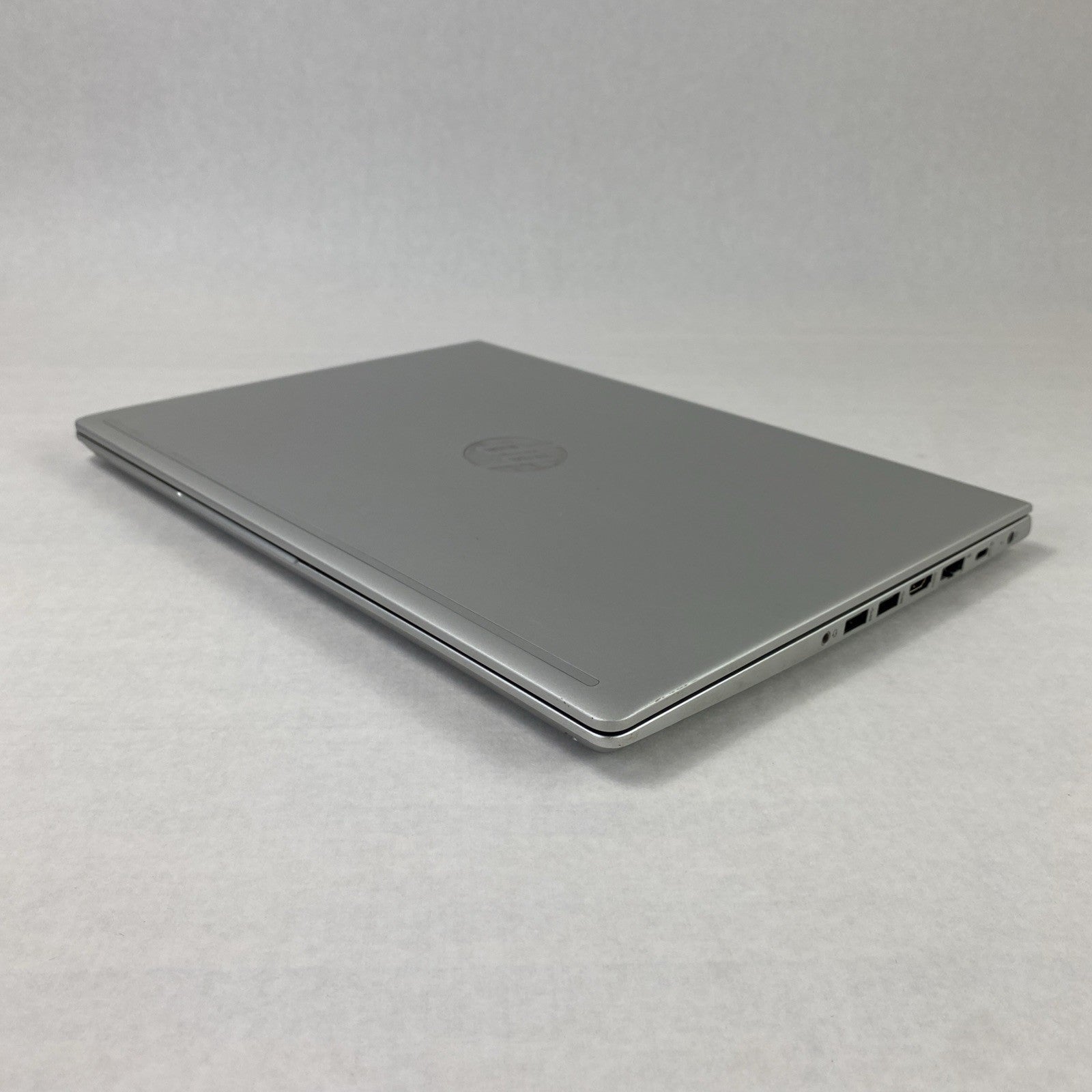 HP ProBook 440 G6 Intel Core i7-8565U 1.80 GHz 8 GB RAM 14.0" No HDD No OS