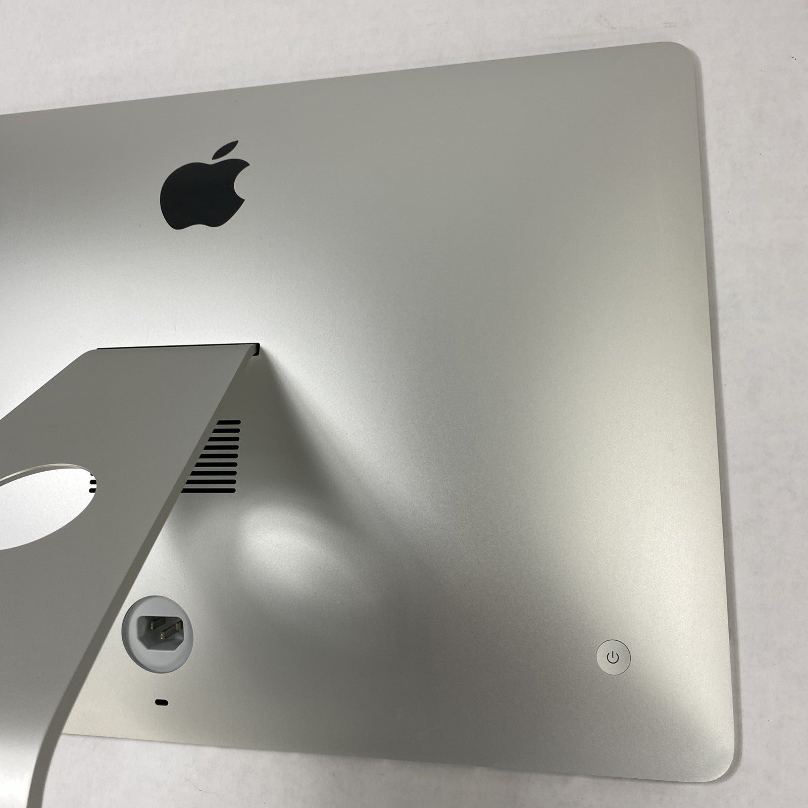 Apple A1418 iMac Retina 4K 21.5" 2015 3.1GHz Core i5 8GB RAM 1TB HDD os12.7.612