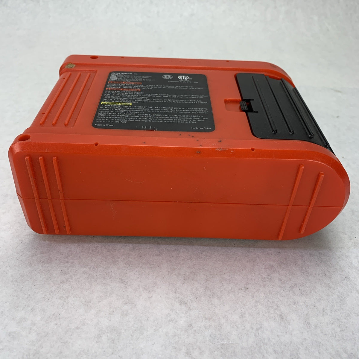 Black and Decker Simple Start Portable Battery Booster BB7P8