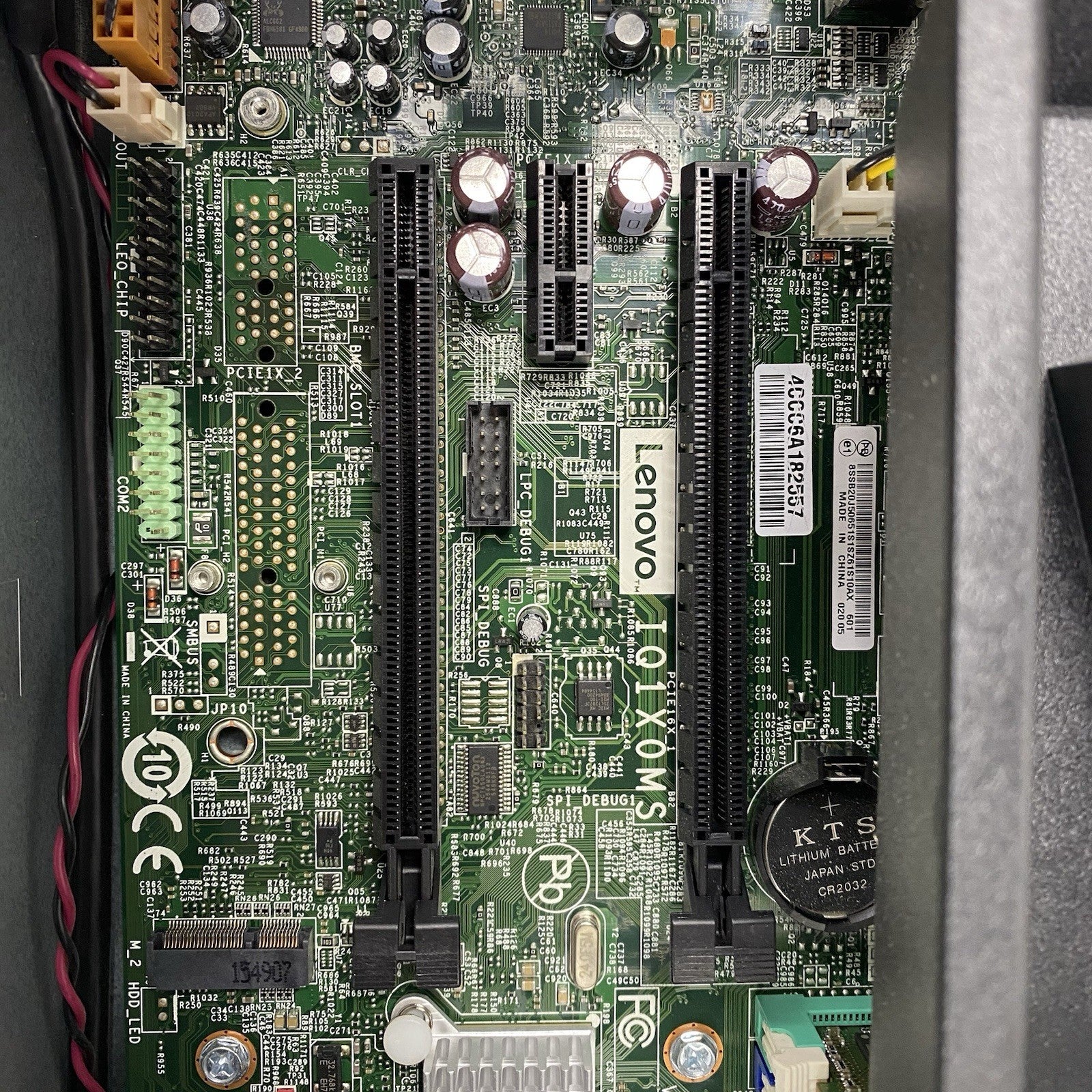 Lenovo ThinkCentre M900 SFF Intel Core i5-6500t 3.20GHz 8GB RAM No HDD No OS