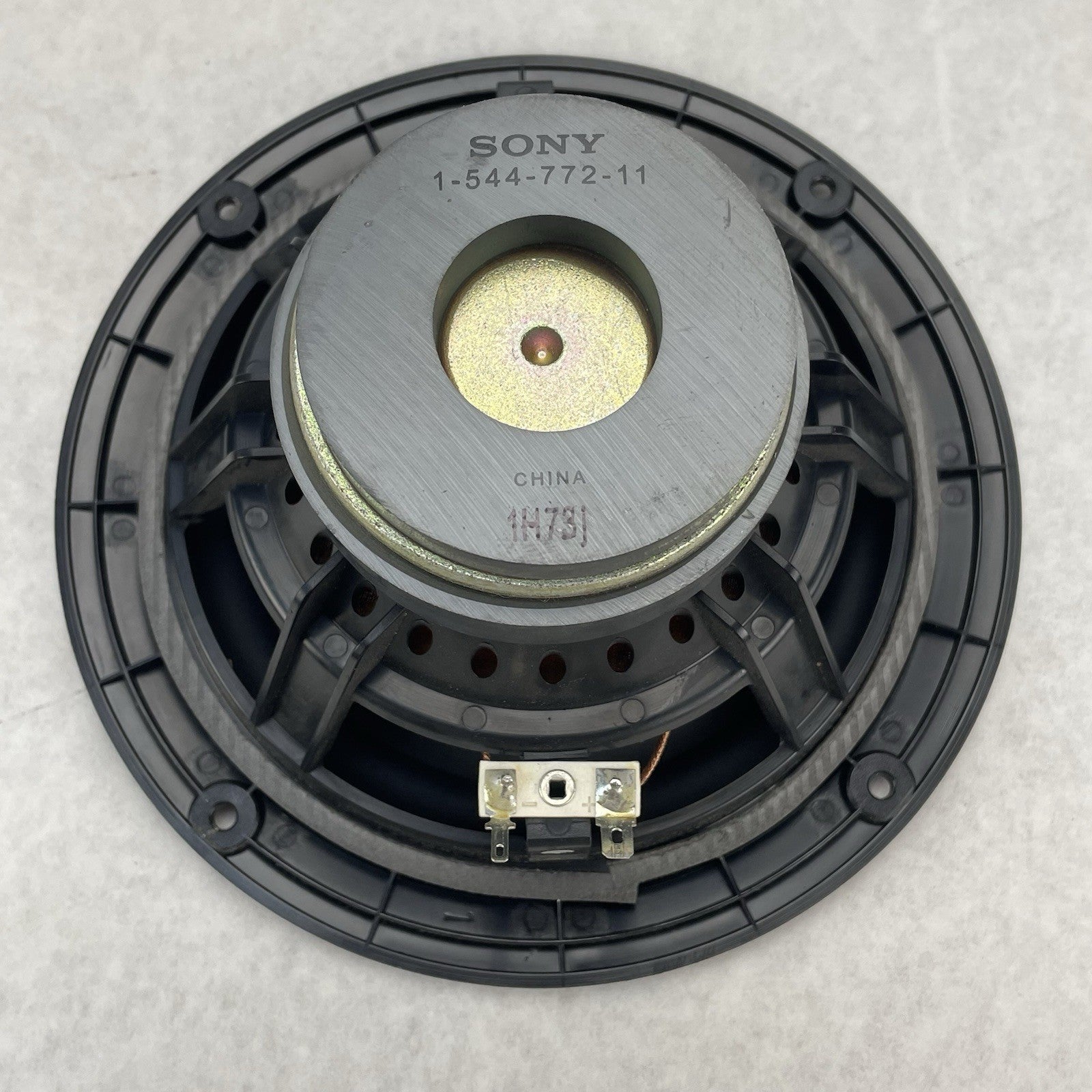 Sony 6" Sub Woofer Speaker  3.5Ω  75/150 watt  1-544-772-11 SS-MF400H2