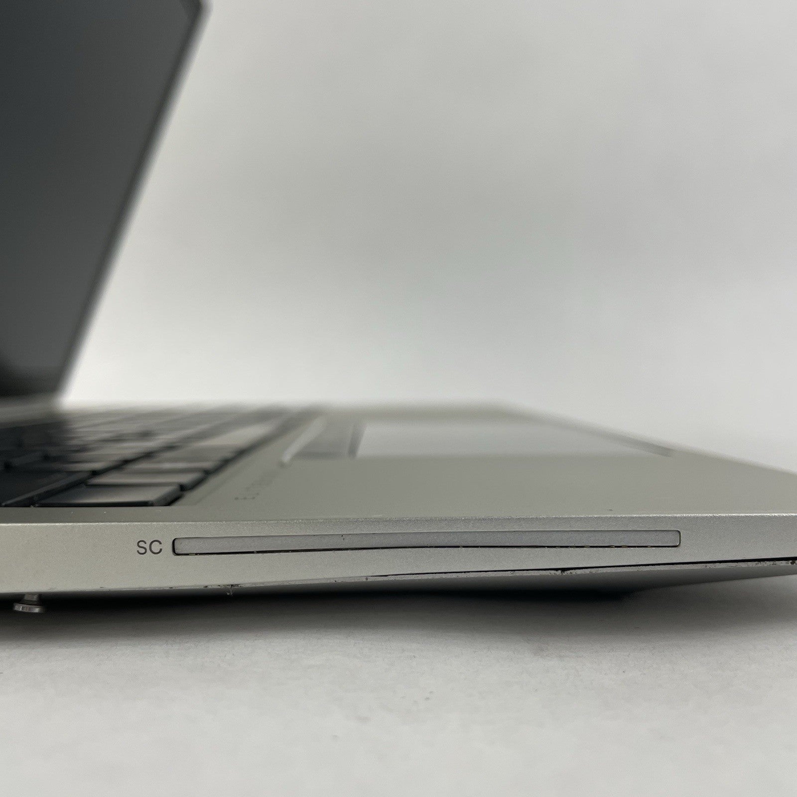 HP EliteBook 850 G7 15.6" i5-10210U 1.60 GHz 8 GB RAM No SSD/OS/AC - Bad Edge7