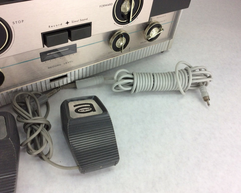 Argus Model 800 Reel to Reel Tape w/ Speakers - No Output