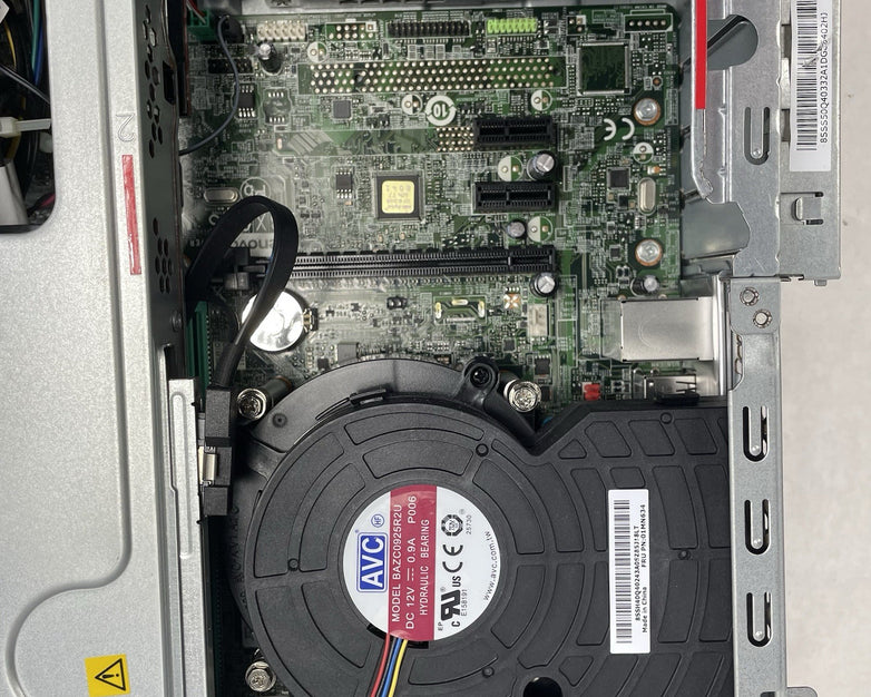 Lenovo ThinkCentre M720S Intel i5-8500 3.00 GHz 8 GB RAM No HDD No OS