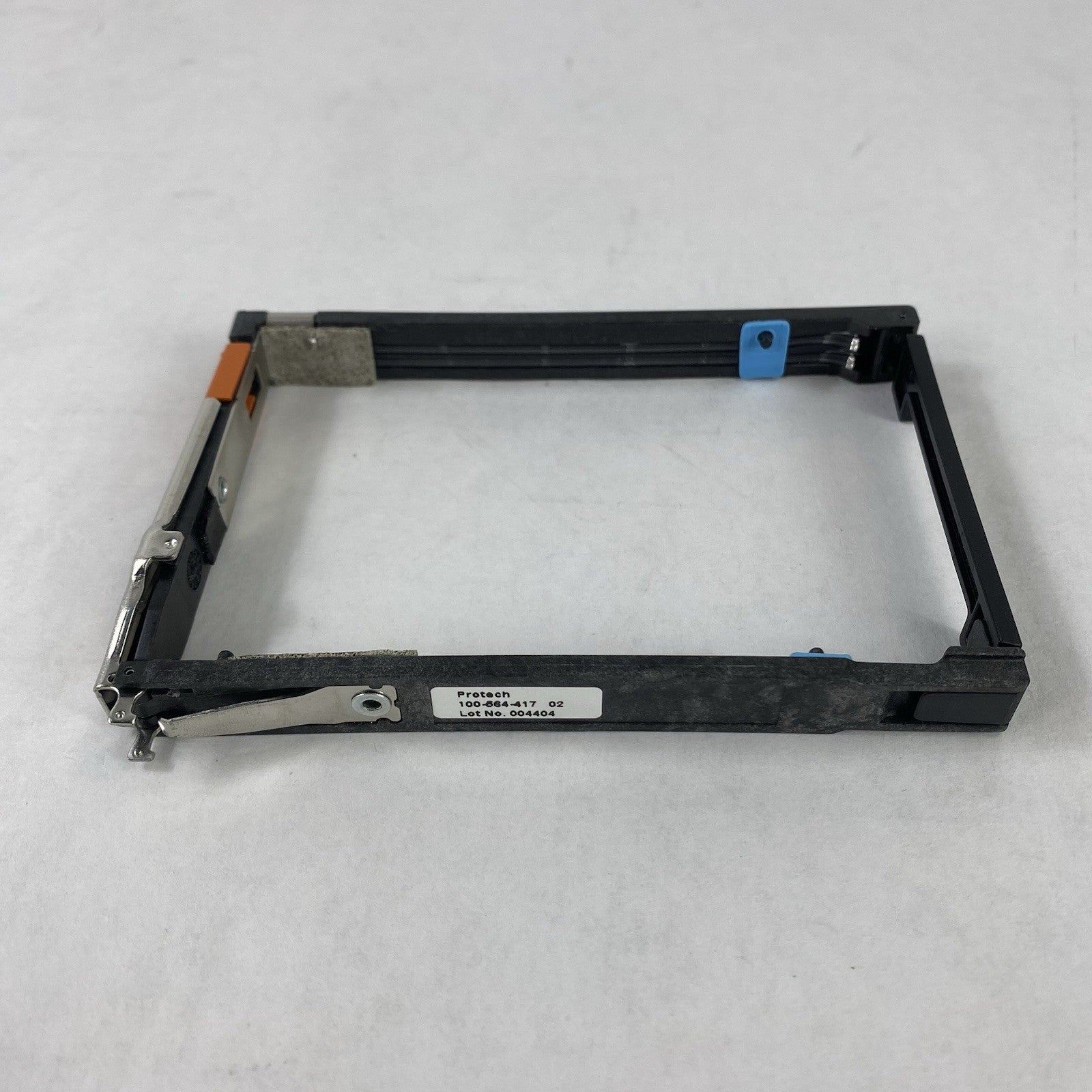 EMC 100-564-417 Protech 2.5" Caddy (Lot of 25)5