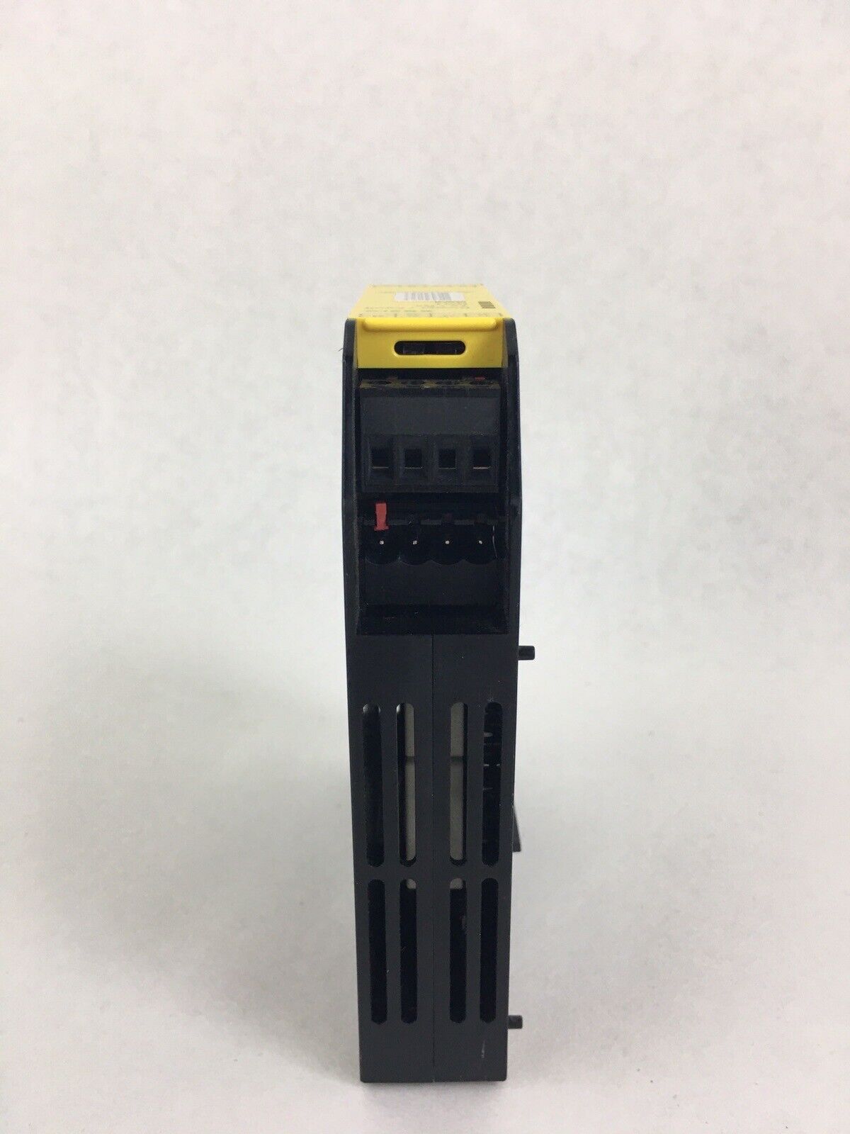 Banner XS2RO Expandable Safety Controller Output Module 85075 6A/250V  Untested