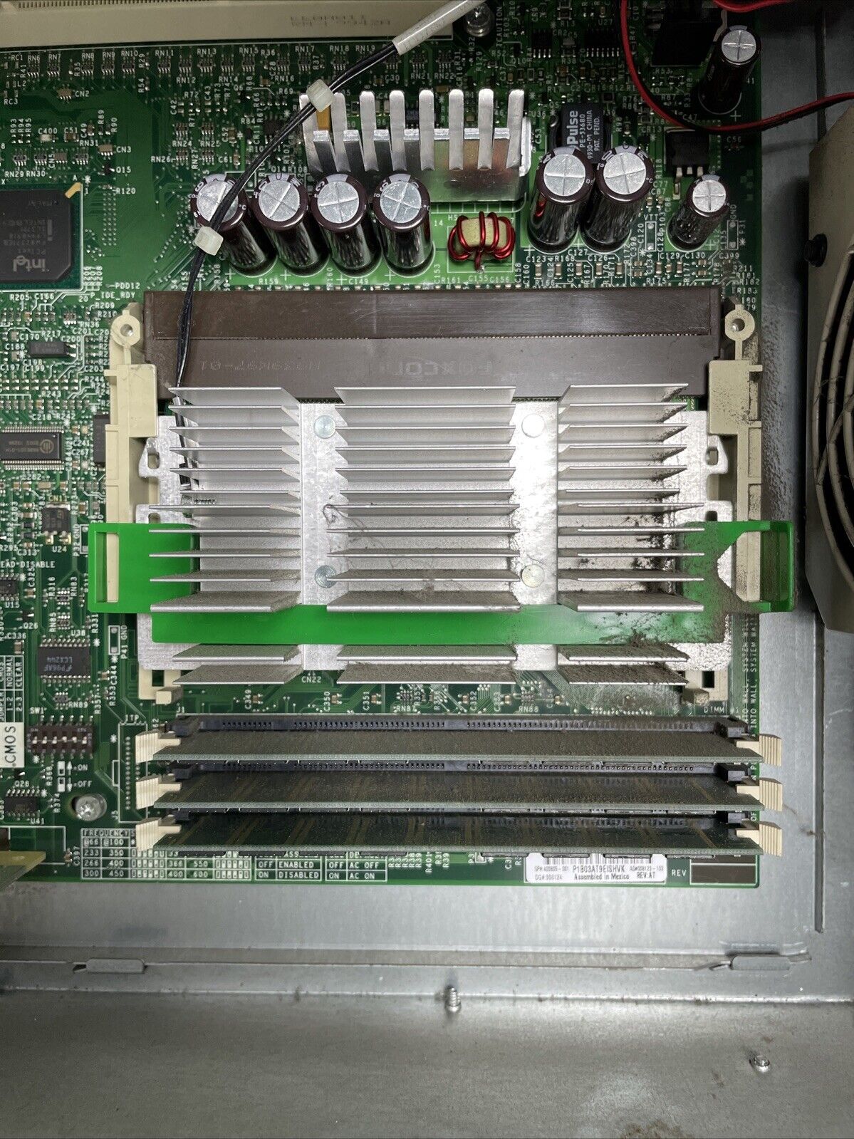 Compaq DeskPro P550 MT Intel Pentium III 550MHz 384MB RAM No HDD No OS