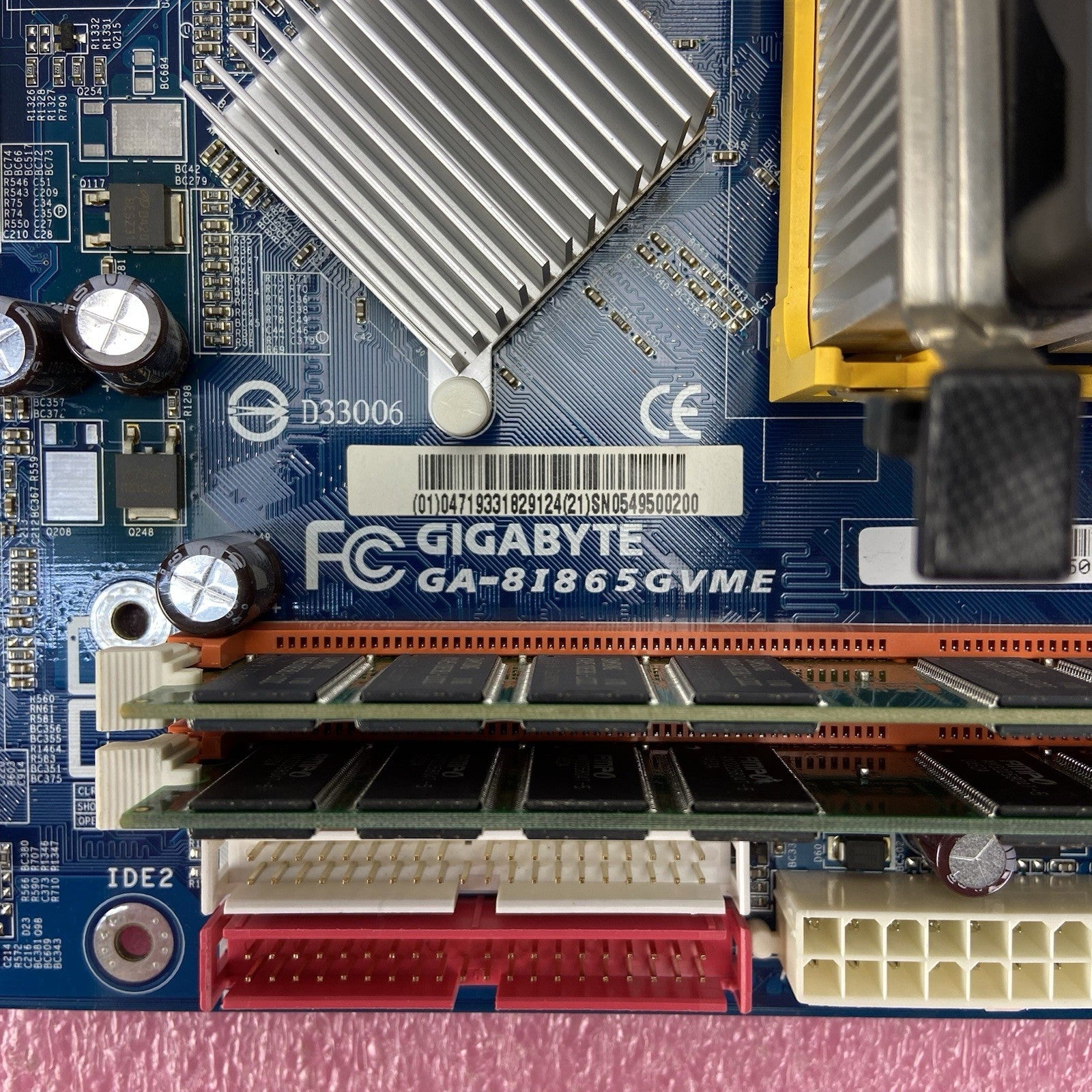 Gigabyte GA-8I865GVME Motherboard Intel Pentium 4 2.66GHz 1.48GB RAM w/IO Shield6