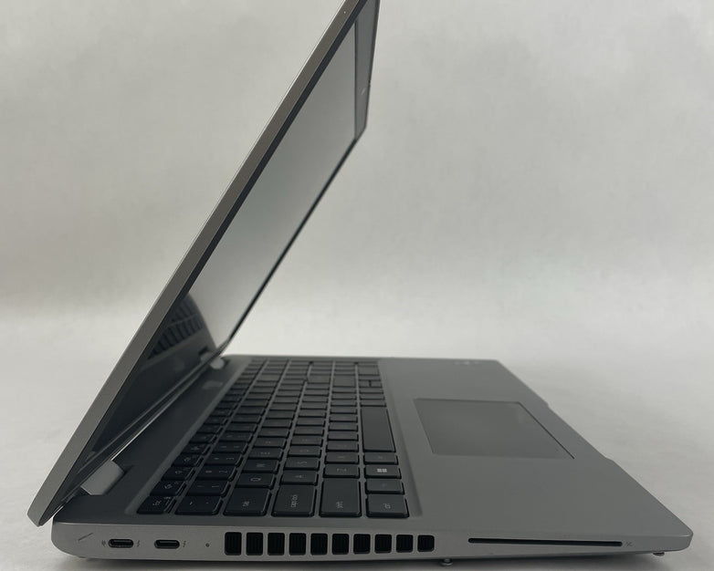 Dell Latitude 5540 15.6" i5-1345U 4.35 GHz 8 GB RAM No SSD/OS/AC - READ Residue
