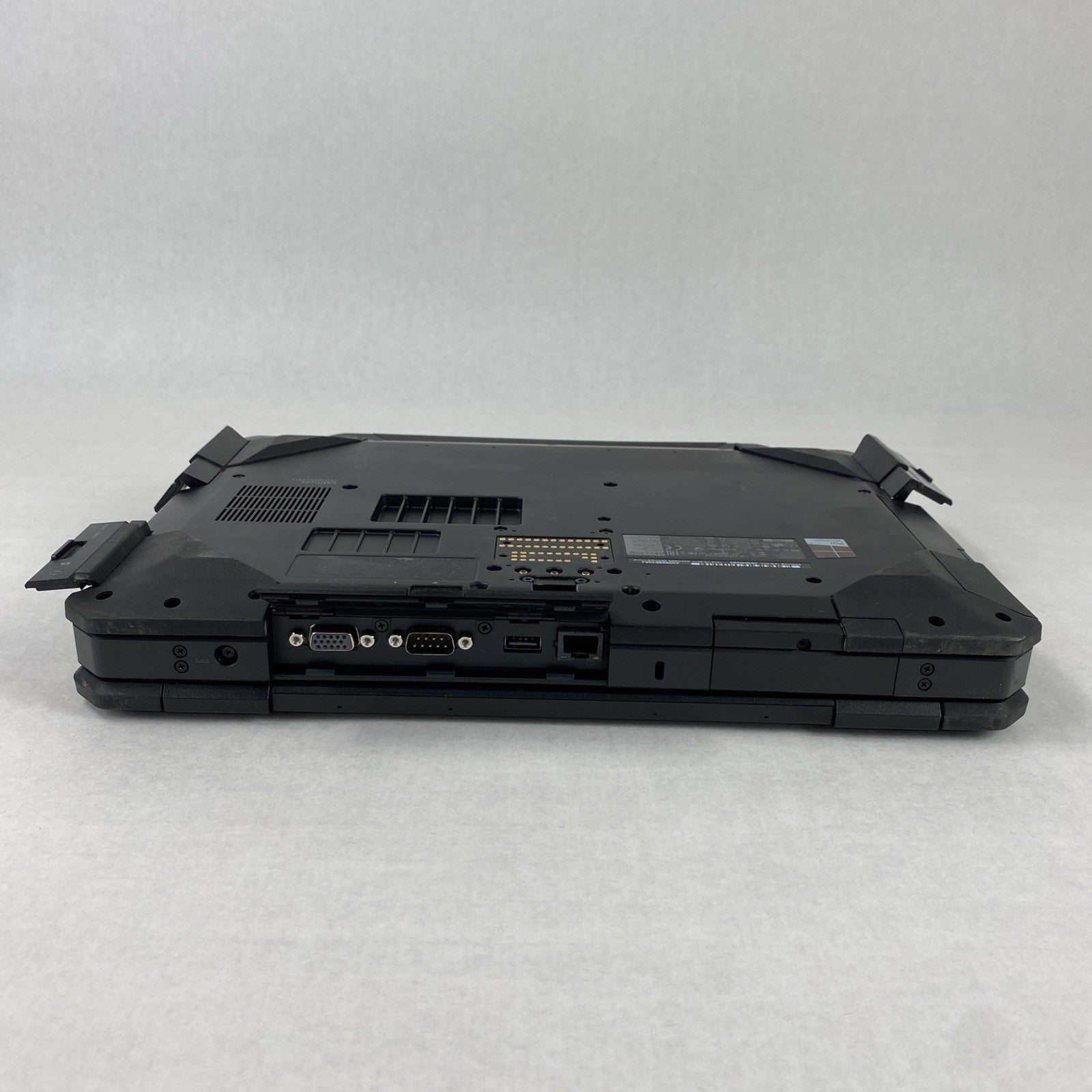 Dell Latitude 14 Rugged 5414 14" i5-6300U 2.4GHz 8GB RAM No Battery No HDD No OS