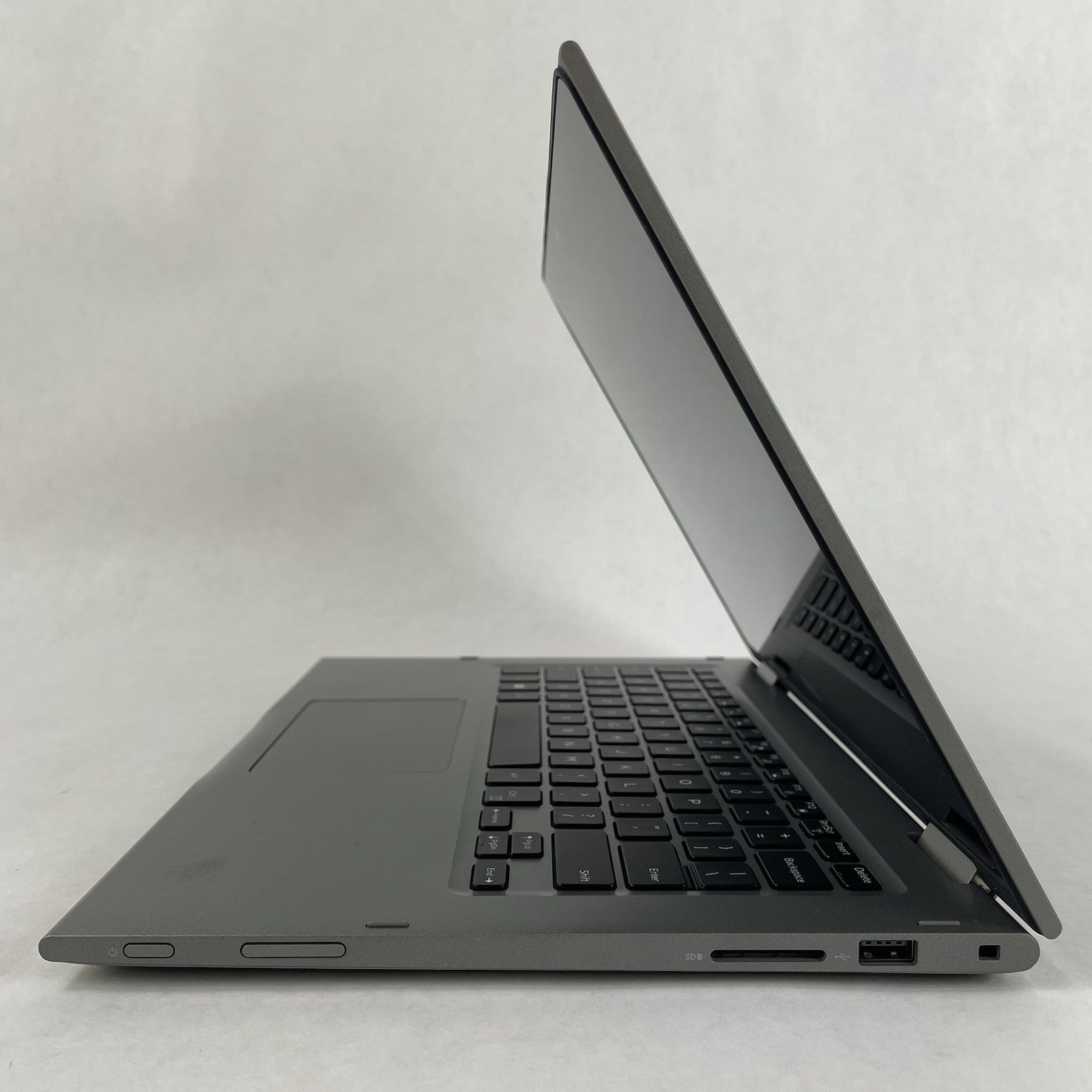Dell Inspiron 5379 13.3" i5-8250U 1.60 GHz 8 GB RAM No SSD/OS/AC7