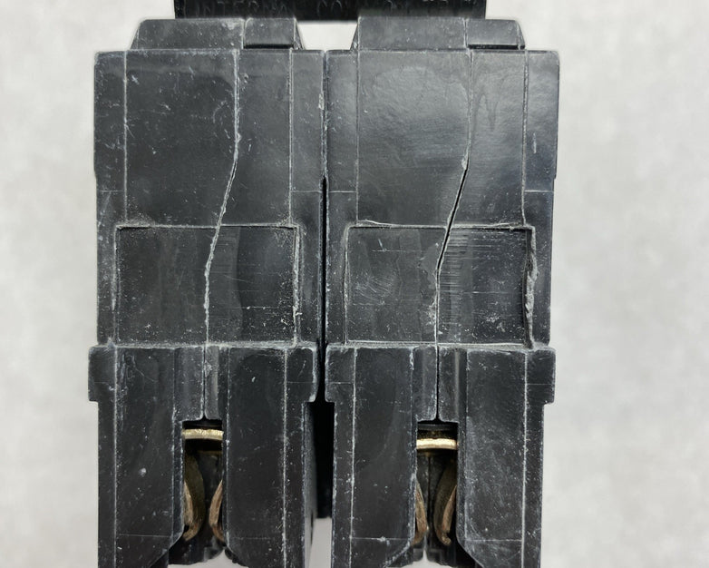 General Electric Model C THQL2130 30A 2 Pole Plug In Circuit Breaker Box Of 5