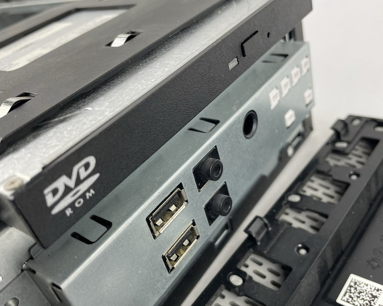 Dell Optiplex 3020 SFF Intel Pentium G3250 3.20 GHz 4 GB RAM No HDD/OS - Scratch