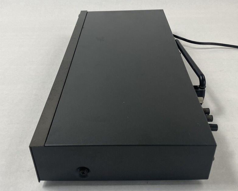 JVC T-GX2 FM/AM Synthesizer Stereo Tuner Power Tested