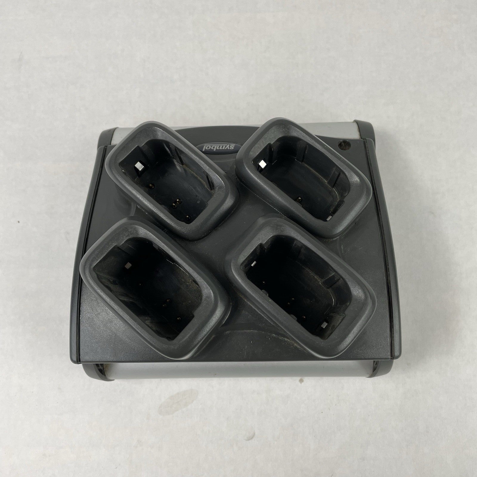 Symbol Technologies SAC9000-4000R 4-Slot Battery Charger USIP Untested
