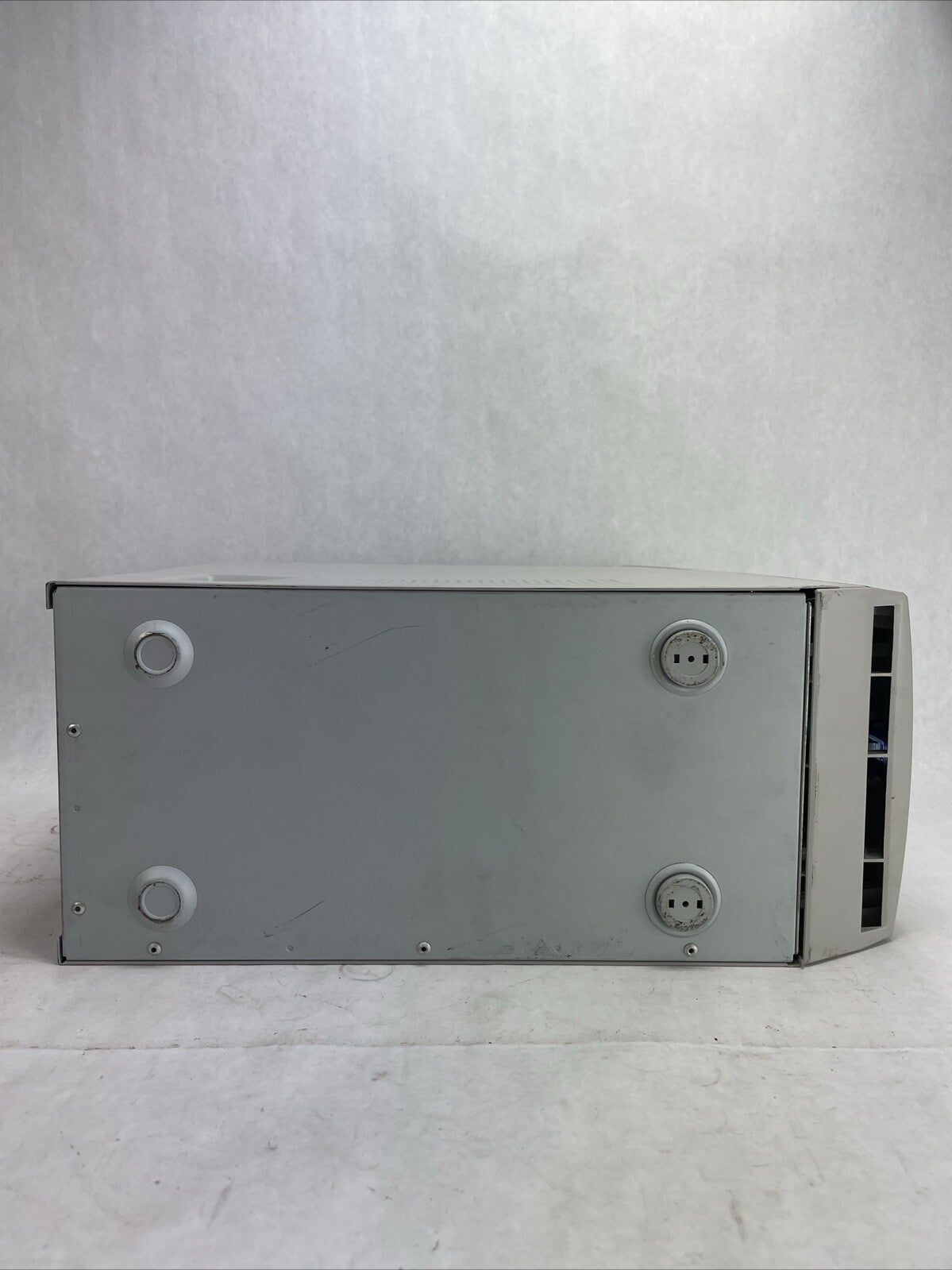 eMachines eTower 633is MT Intel Celeron 633HMz 512MB RAM No HDD No OS