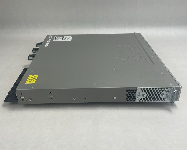 Cisco WS-C3850-24P-S V03 Switch 24-Port Gigabit PoE+ w/ 2x PSU Tested & Reset